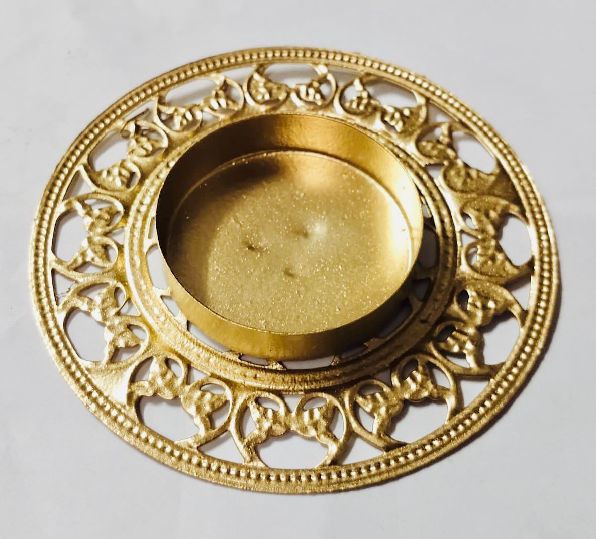 Metal Tealight Holder